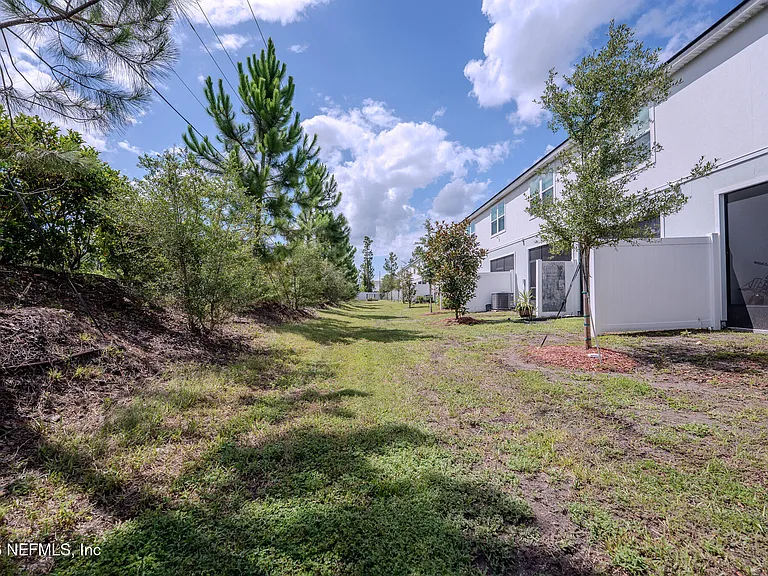 211 Sage Branch St — Photo 16