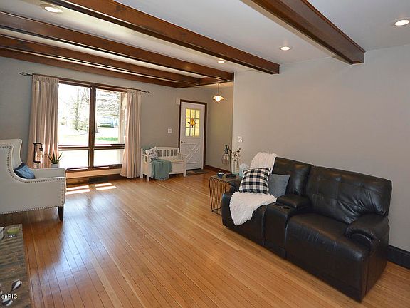 5th image of 34294 N St NE