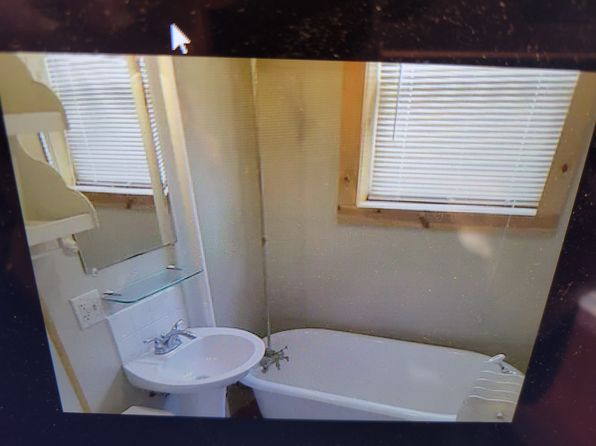 306 State Ave APT 3, Owatonna, MN 55060