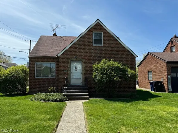 17920 Nottingham Rd, Cleveland, OH 44119