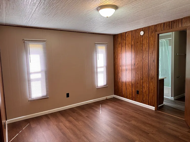 3685 Shady Knoll Dr — Photo 11