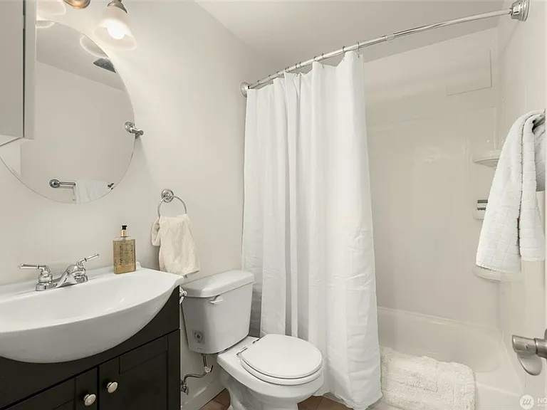 5609 S Prentice St — Photo 20