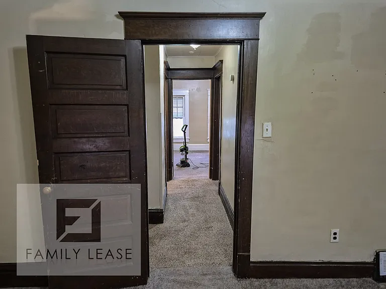 596 Lafayette Ave — Photo 25