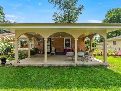 2214 Johnson St, South Bend, IN, 46628