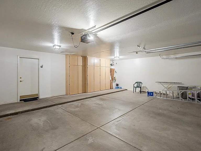 4926 E Duane Ln — Photo 11
