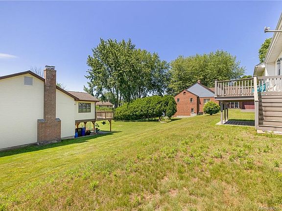 5th image of 5 Patriot Ln