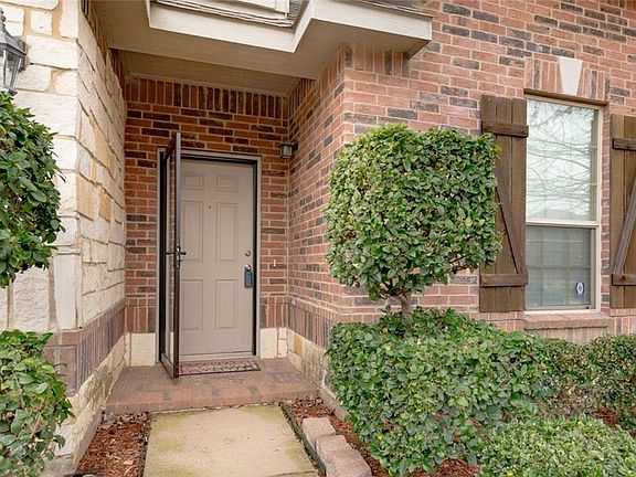 3rd image of 5905 Misty Breeze Dr