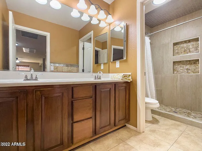 2406 W Sienna Bouquet Pl — Photo 33