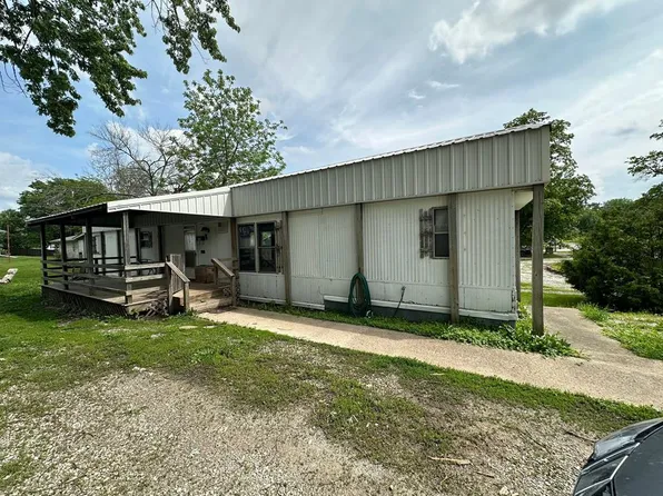 420 N Market St, Memphis, MO 63555