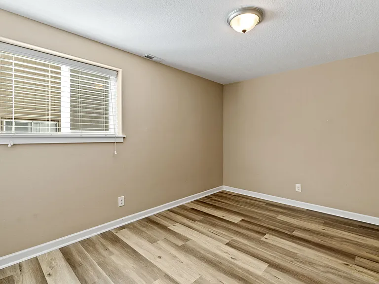 1216 Spruce St — Photo 25