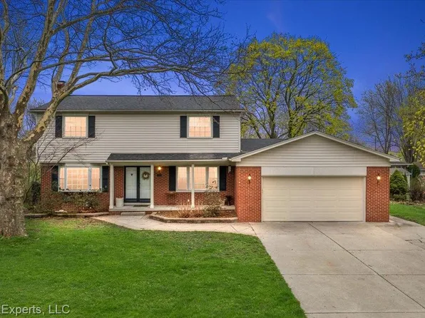 32347 Farmersville Rd, Farmington Hills, MI 48334