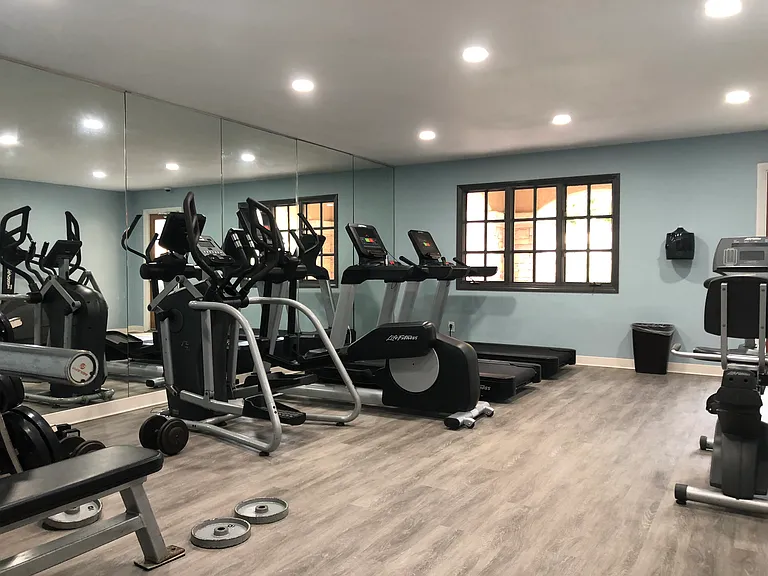 7160 Shoreline Dr #220 — Photo 9