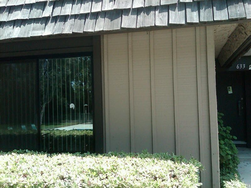 1st image of 633 Cottonwood Ln