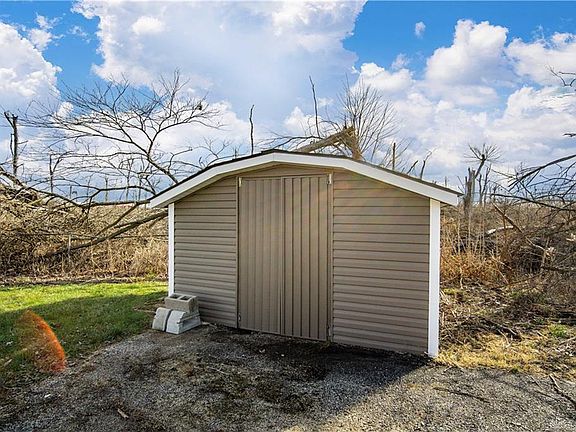 5th image of 4634 Mildred Dr