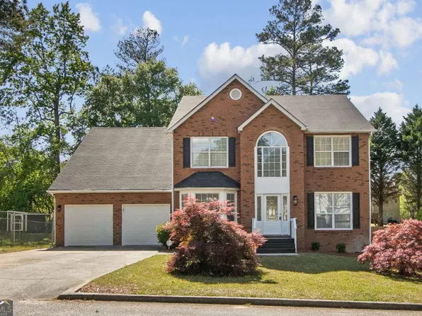 1248 Huntington Place Cir, Lithonia, GA 30058