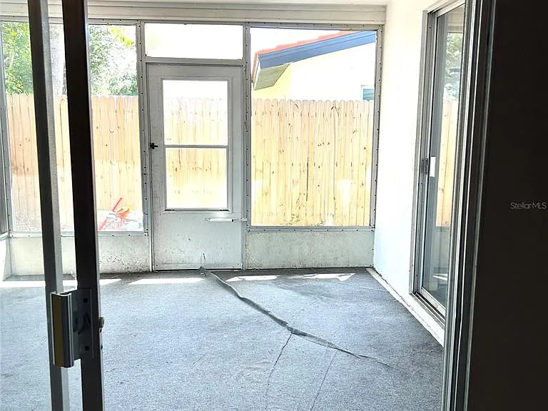 2152 Greenbriar Blvd — Photo 31