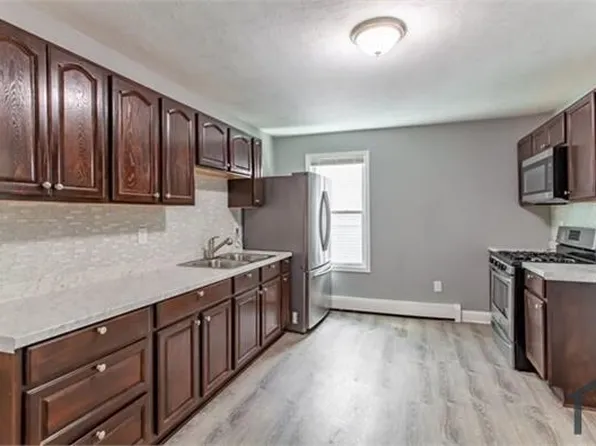14 Benefit Ter #2, Worcester, MA 01610