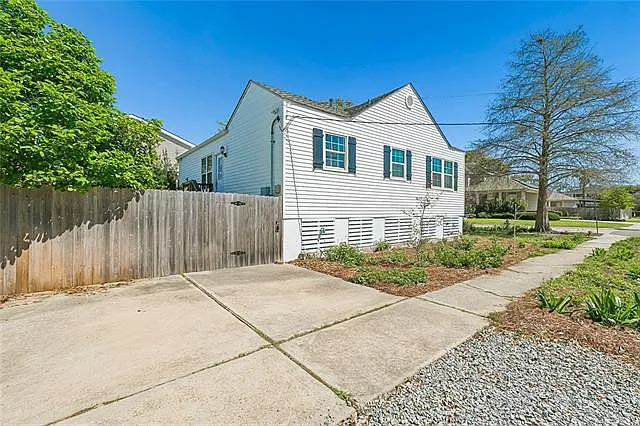 6500 Louis Xiv St — Photo 16