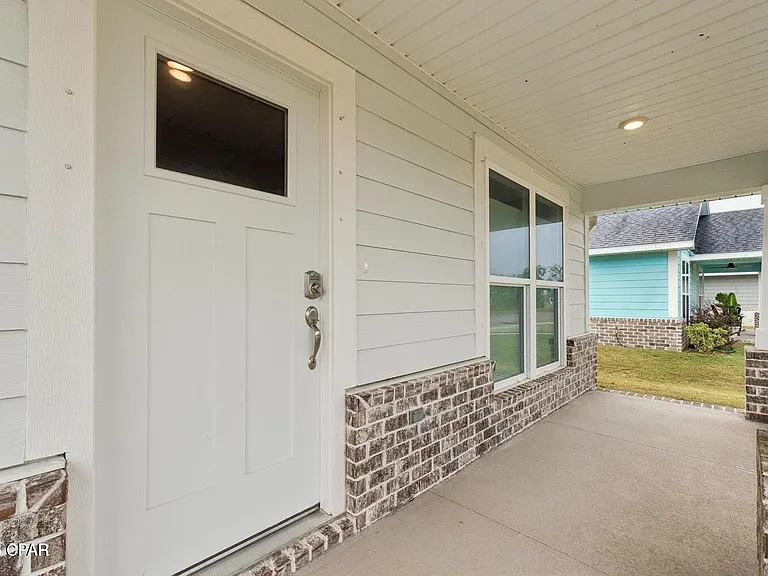 11403 Godart St — Photo 3