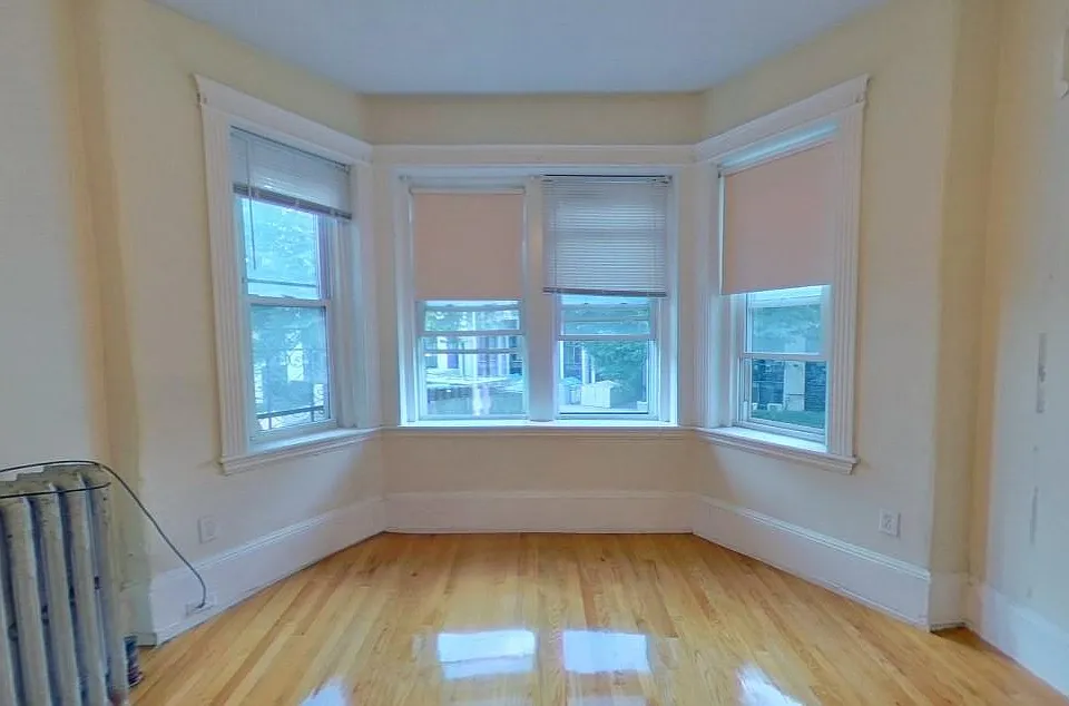 172 Hemenway St #12