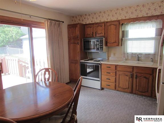 4th image of 7306 Sun Valley Dr