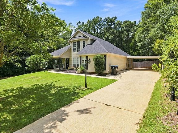 2nd image of 1160 Seven Hills Dr