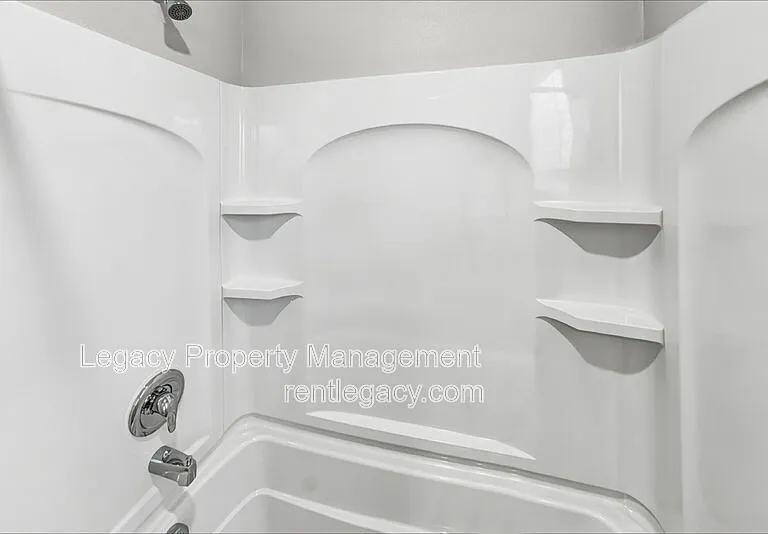 112 Seahorse St — Photo 16