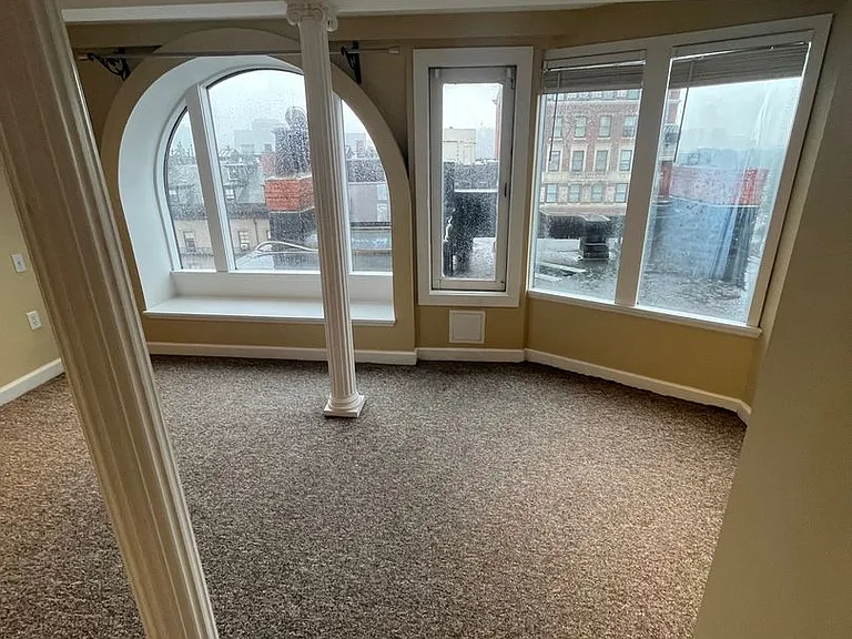 111 Beacon St — Photo 16