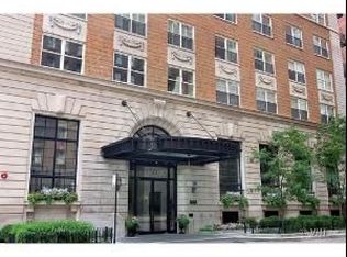 1300 N State Pkwy APT 1101, Chicago, IL 60610