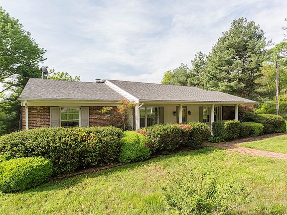4th image of 6305 Christie Ln