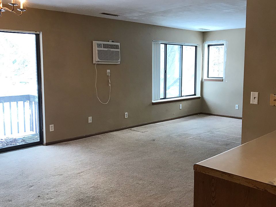 1st image of 122 Burke Ave APT 14