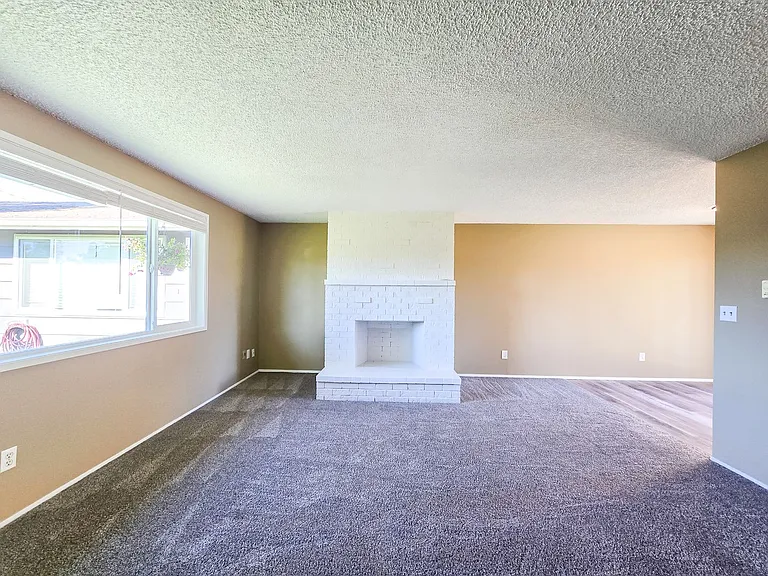 4321 84th St NE #2 — Photo 3