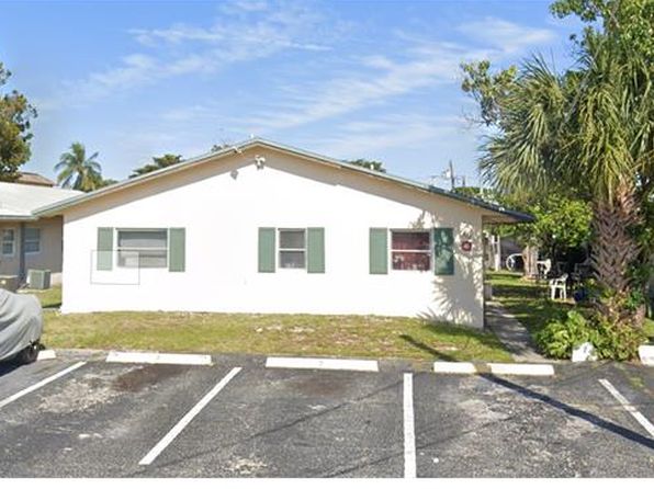 312 SE 9th Ave APT 1