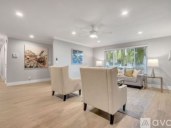 5th image of 1787 De Marietta Ave #1