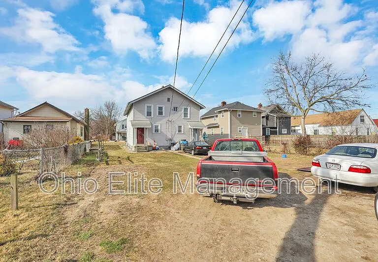 254 S Wayne Ave — Photo 32