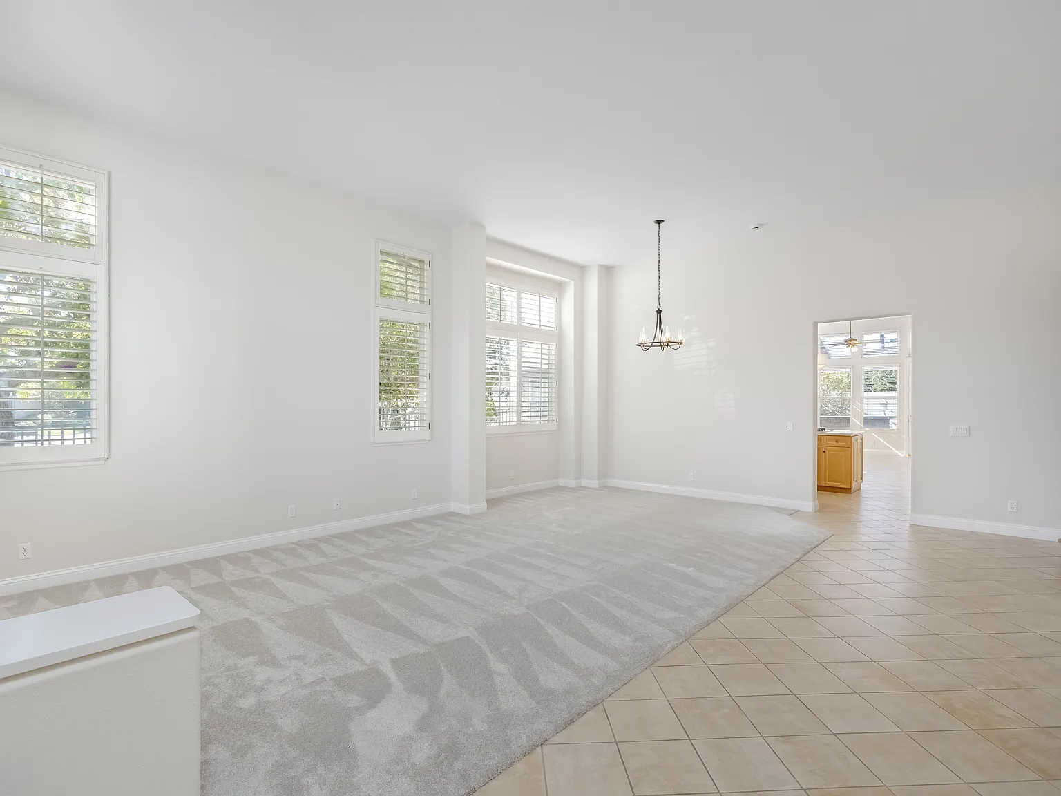 4 bed, 2966 sqft, $6,950 — Photo 3