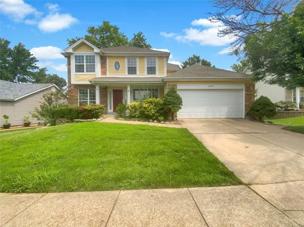 3063 Becker Crossing Dr, Saint Louis, MO 63129
