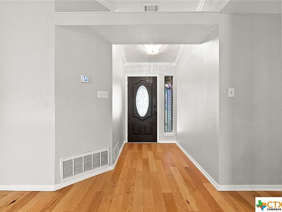 3rd image of 4703 Poppy Wood Cir