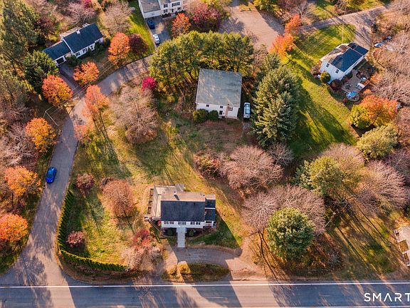 4th image of 1092 Durham Road