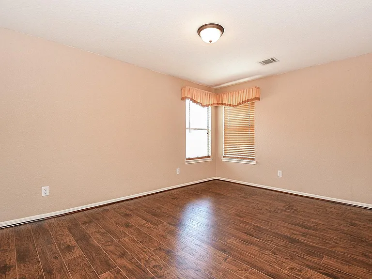 5510 Spring Blossom Ct — Photo 39