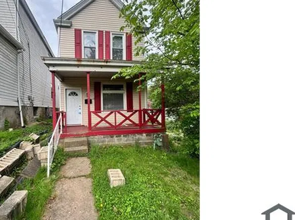 1109 Fairdale St, Pittsburgh, PA 15204