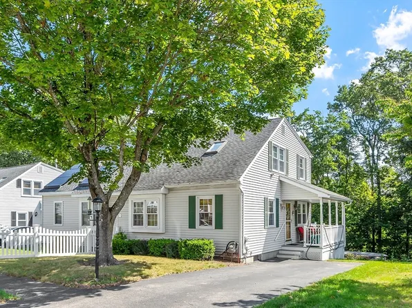 68-68 Parsons Hill Dr #B, Worcester, MA 01603