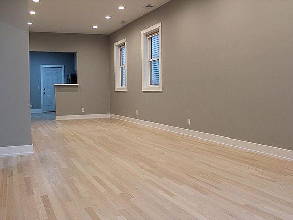 5th image of 2712 W Belden Ave #1