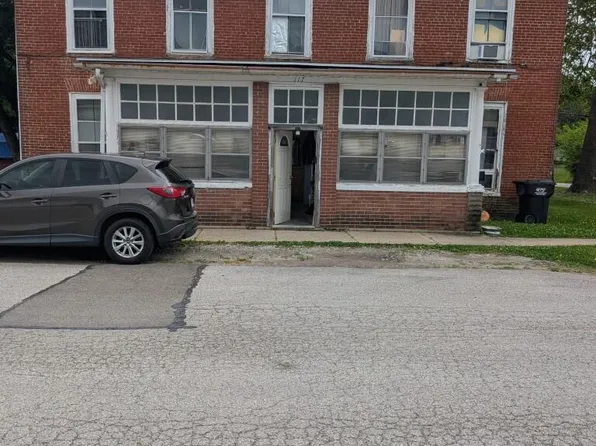 117 S Virginia St, Rockville, IN 47872