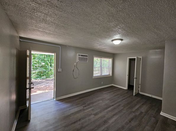 Live in Comfort at Evergreen Apartments in Knoxville! | 101 College Park Ln, Knoxville, TN