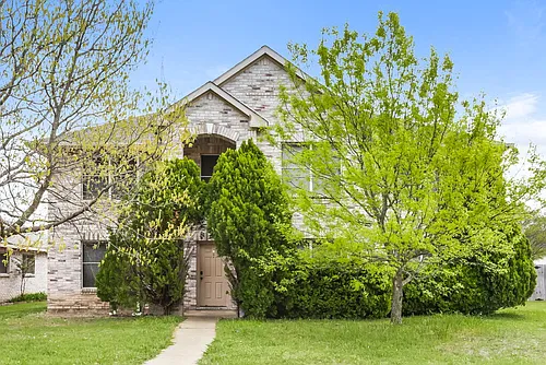 308 Cherrytree Ln Photo 1
