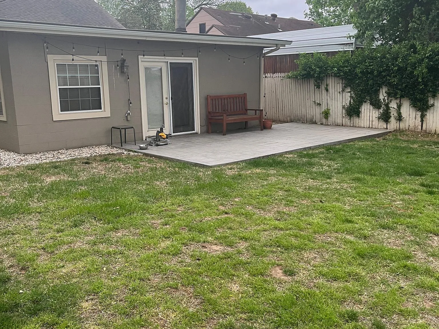 3 bed, 2.5 bath, 1718 sqft, $2,600 — Photo 3