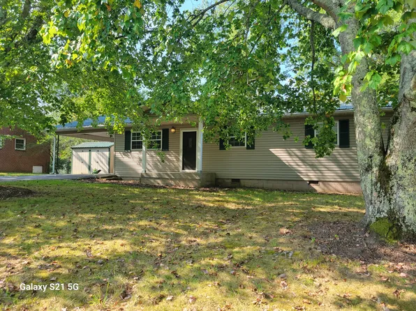 253 Ivanhoe Ln, Crossville, TN 38555