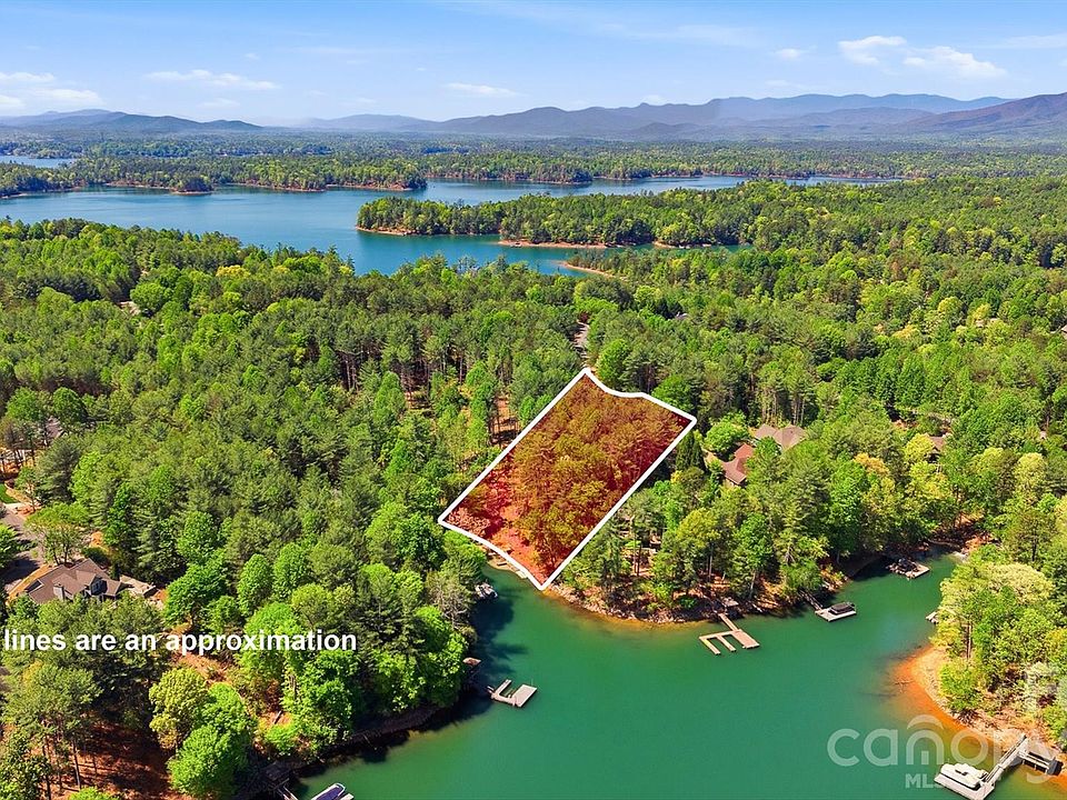 1st image of 4981 Camellia Dr #228