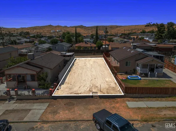 213 Philippine St, Taft, CA 93268